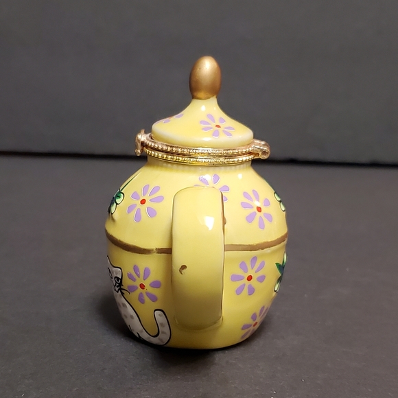 Porcelain Teapot Trinket Box - Picture 4 of 9